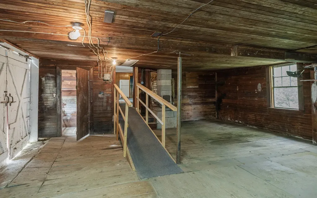 82 Main Street Marlborough NH 03455