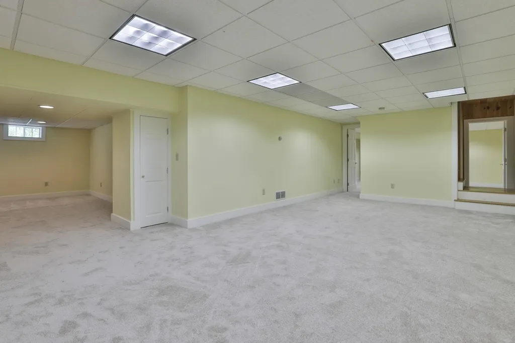 92 Potter Road Wilton NH 03086