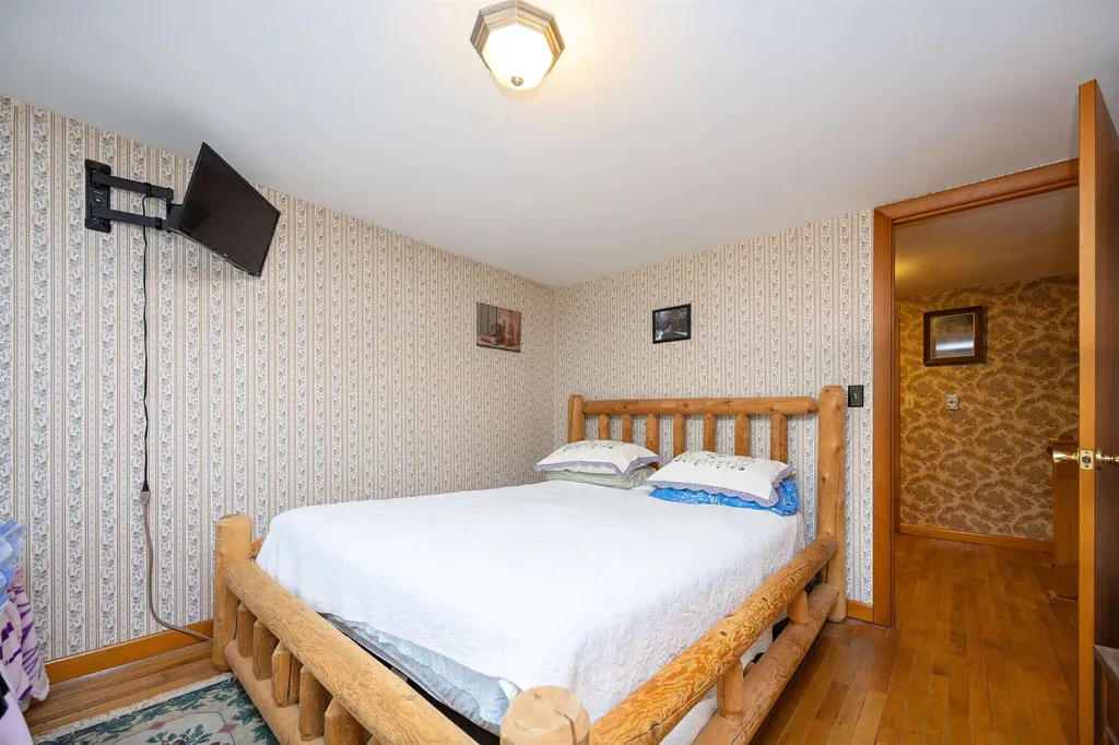 269 Suiter Road Waterford VT 05819