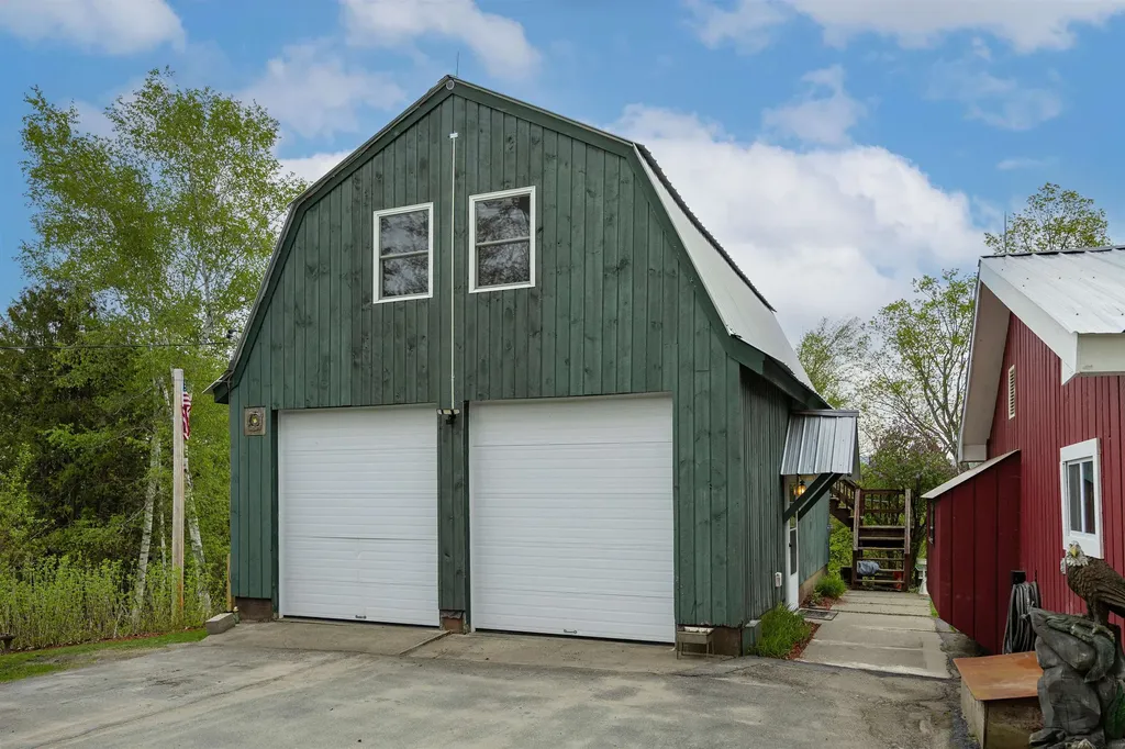 269 Suiter Road Waterford VT 05819