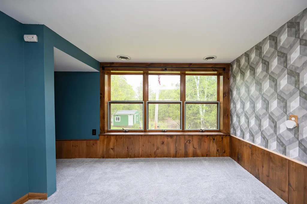 269 Suiter Road Waterford VT 05819