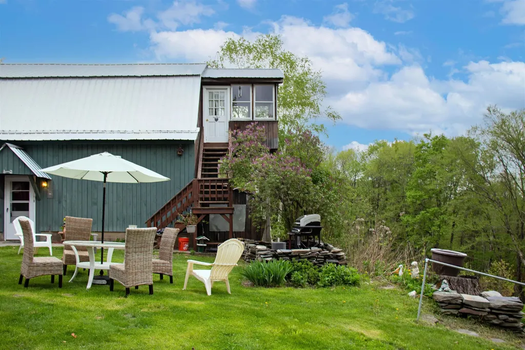 269 Suiter Road Waterford VT 05819