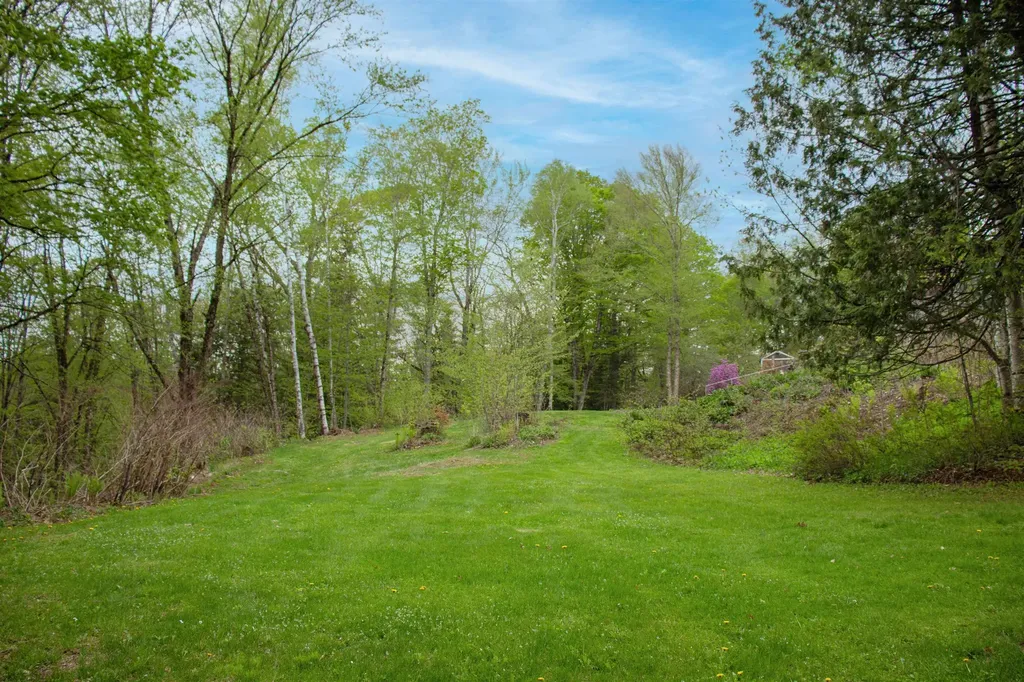 269 Suiter Road Waterford VT 05819