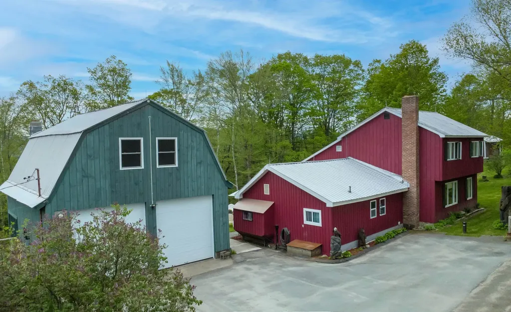 269 Suiter Road Waterford VT 05819