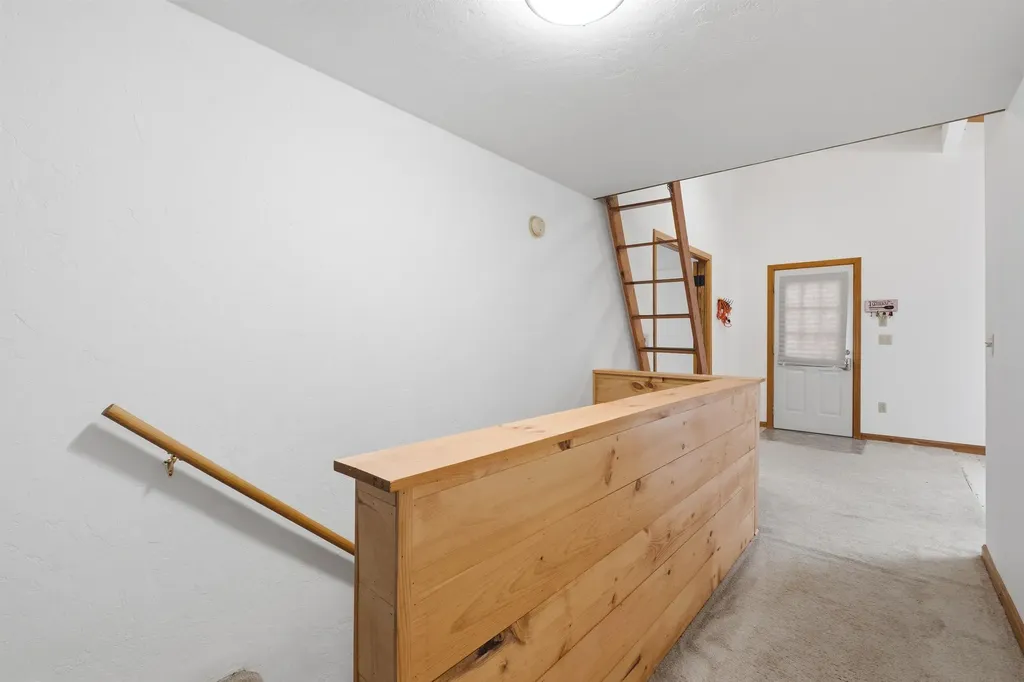 139 Wintersport Street Moultonborough NH 03254