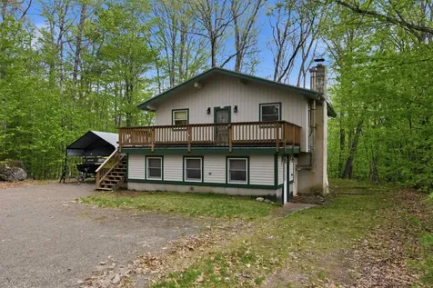 139 Wintersport Street Moultonborough NH 03254