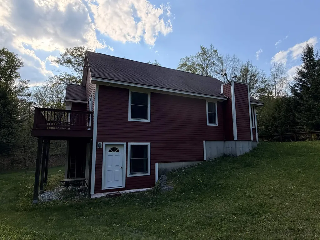 52 Ruth Way Wilmington VT 05363