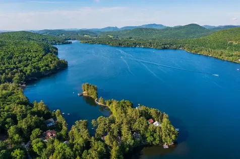 123 Peninsula Drive Poultney VT 05764