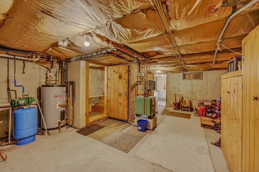 2923 Diamond Hill Road St. Johnsbury VT 05819