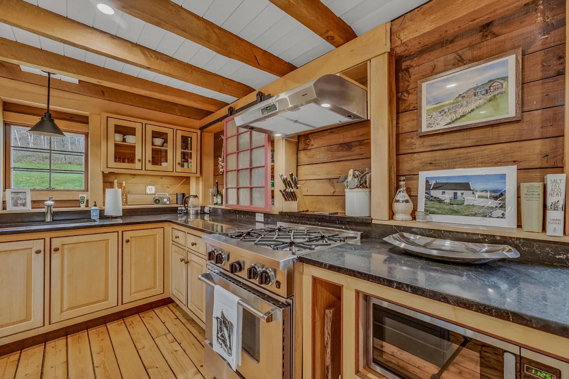 2923 Diamond Hill Road St. Johnsbury VT 05819