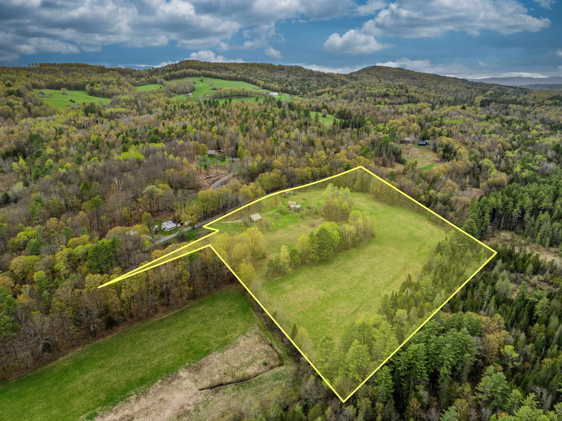 2923 Diamond Hill Road St. Johnsbury VT 05819