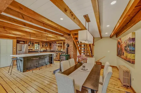 2923 Diamond Hill Road St. Johnsbury VT 05819
