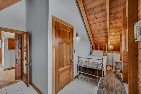 2923 Diamond Hill Road St. Johnsbury VT 05819
