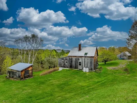 2923 Diamond Hill Road St. Johnsbury VT 05819