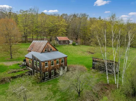 2923 Diamond Hill Road St. Johnsbury VT 05819