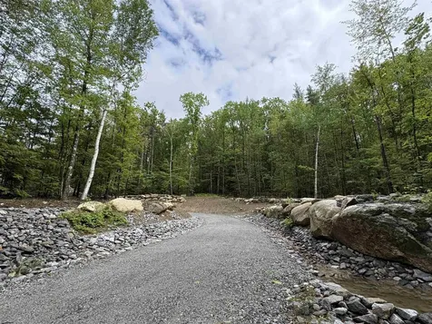 21-2 Leach Hill Road Goffstown NH 03045