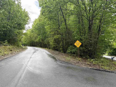 21-2 Leach Hill Road Goffstown NH 03045