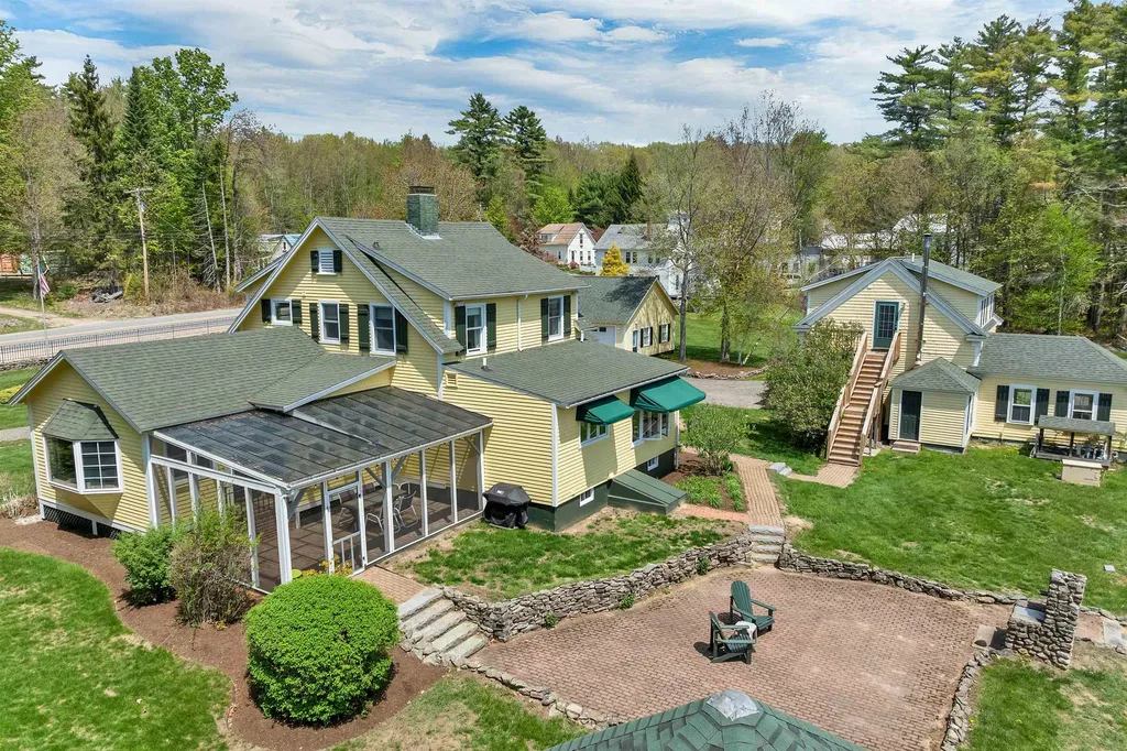 456 Governor Wentworth Highway Tuftonboro NH 03816