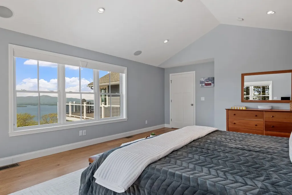 24 Trailview Drive Gilford NH 03249