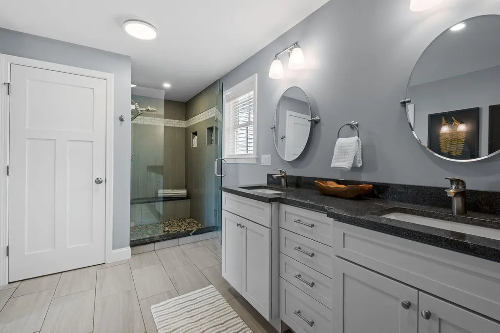 24 Trailview Drive Gilford NH 03249