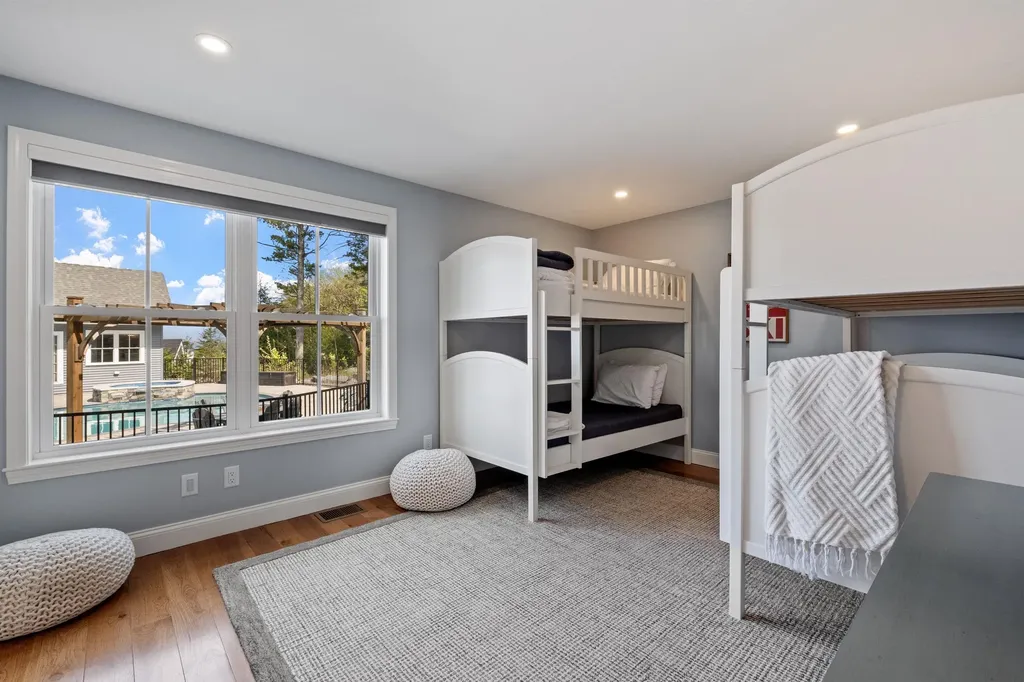 24 Trailview Drive Gilford NH 03249