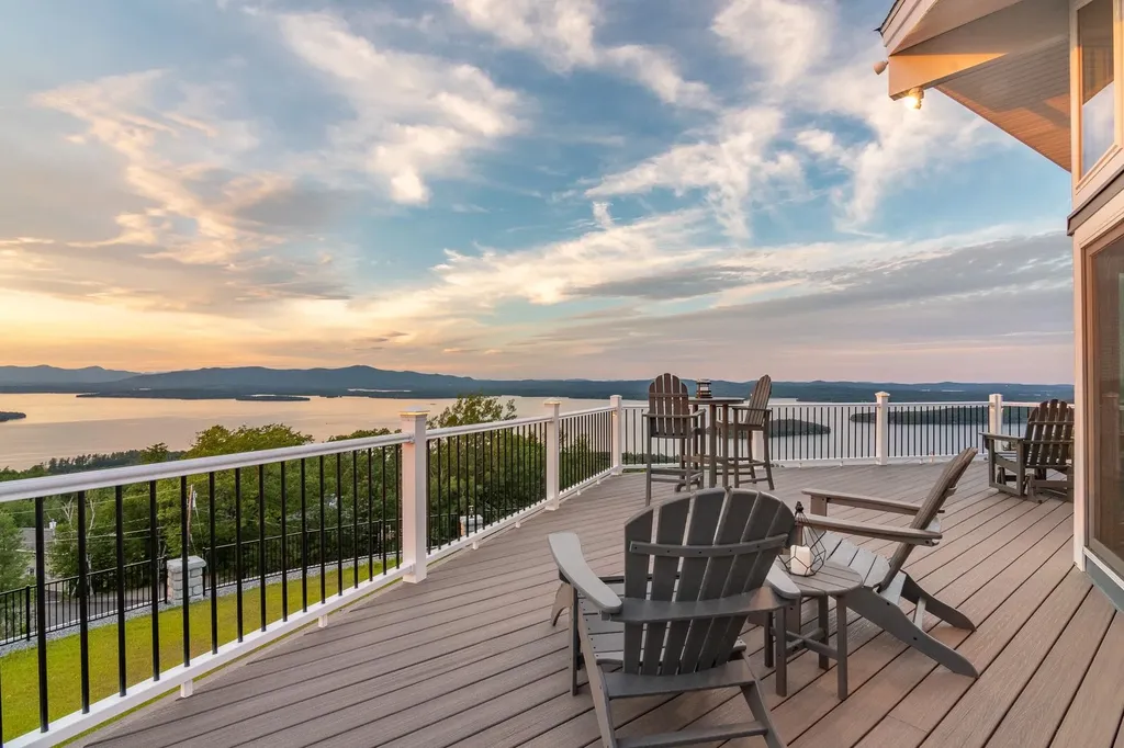 24 Trailview Drive Gilford NH 03249