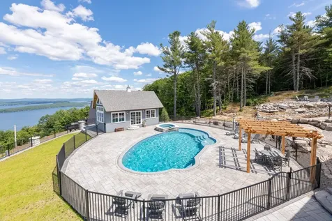 24 Trailview Drive Gilford NH 03249