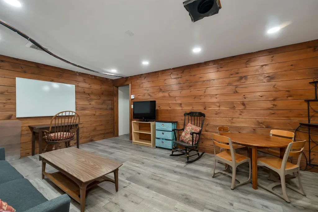 6 Percy Drive Wolfeboro NH 03894-4831