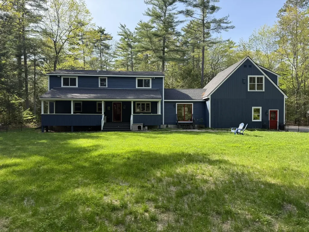 6 Percy Drive Wolfeboro NH 03894-4831