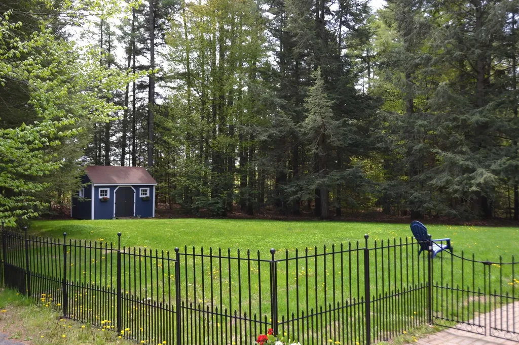 6 Percy Drive Wolfeboro NH 03894-4831