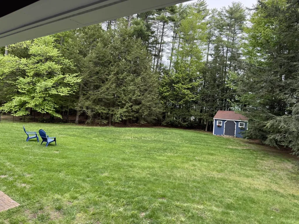 6 Percy Drive Wolfeboro NH 03894-4831