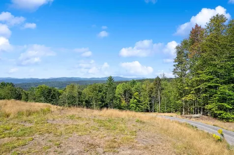 1985 Gee Hill Road Royalton VT 05068