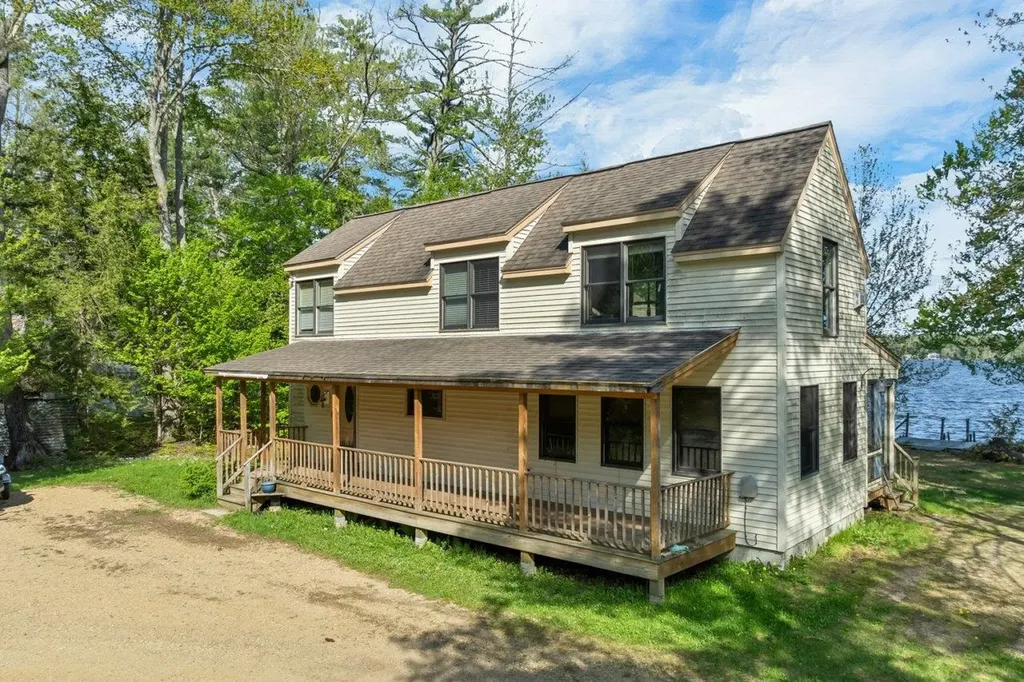 24 Gillis Lane Barnstead NH 03225