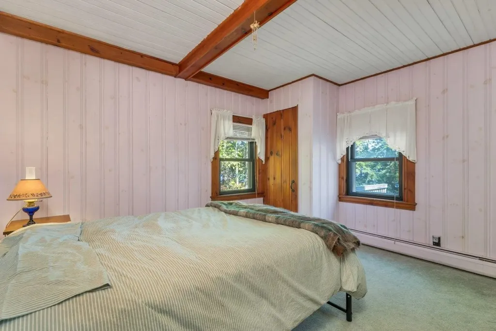 24 Gillis Lane Barnstead NH 03225