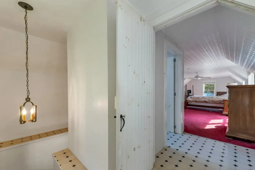 24 Gillis Lane Barnstead NH 03225