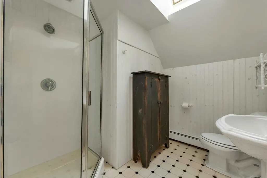24 Gillis Lane Barnstead NH 03225