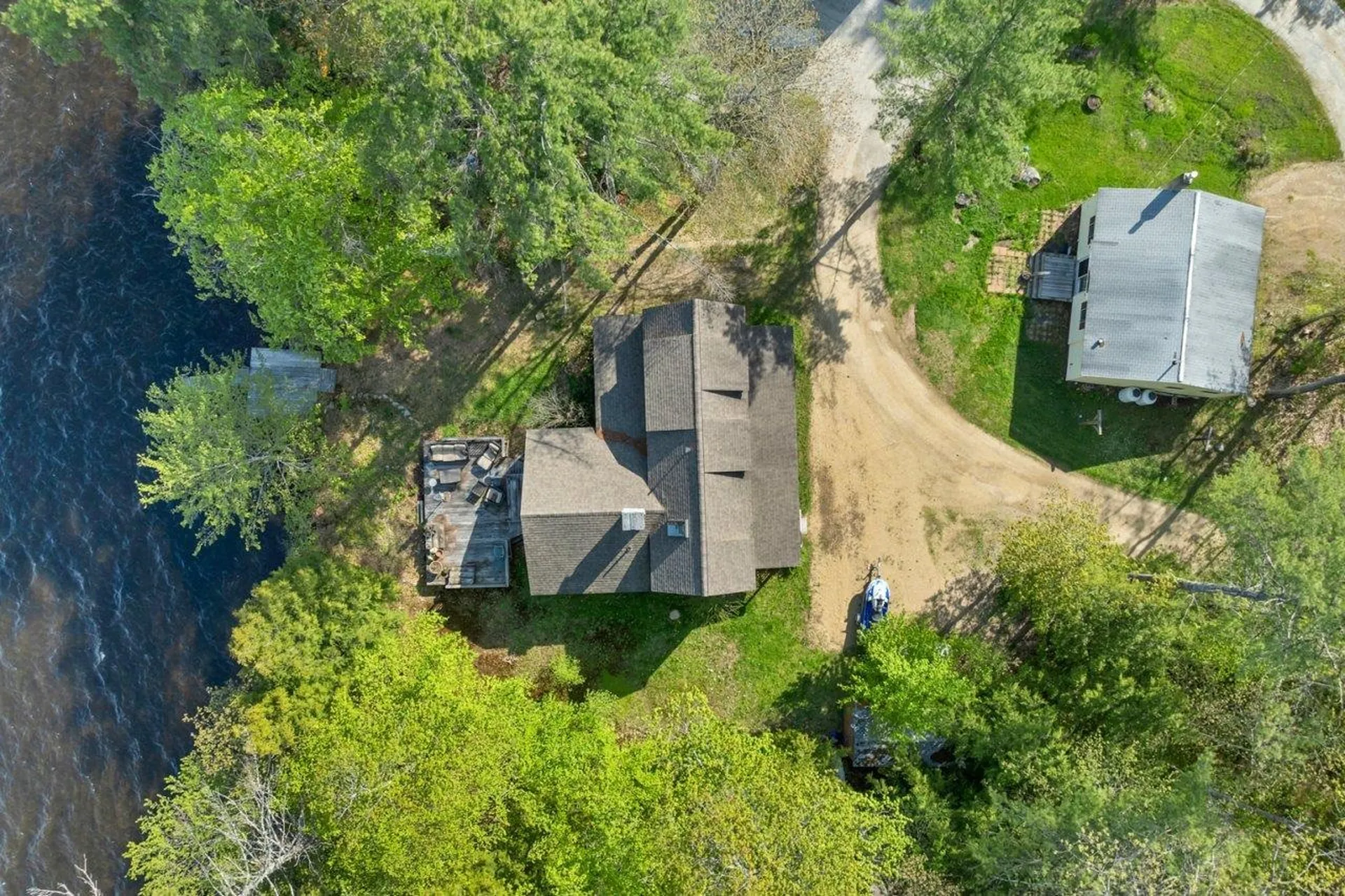 Barnstead NH, 24 Gillis Lane