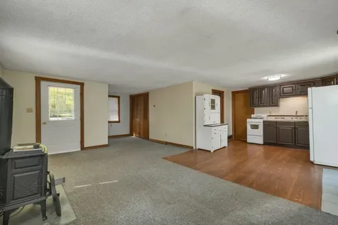 24 Gillis Lane Barnstead NH 03225