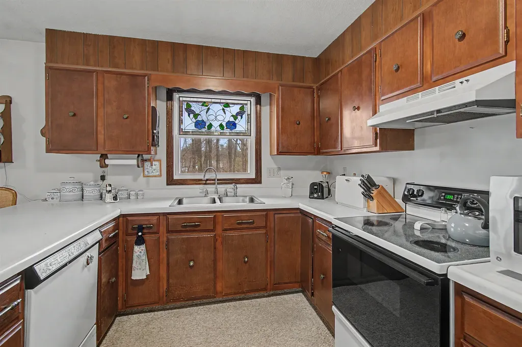 231 Windemere Way Colchester VT 05446