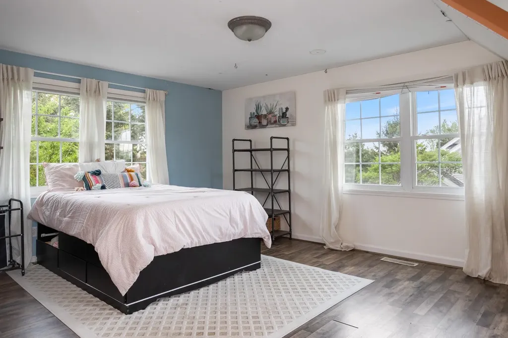 37 Tabor Place South Burlington VT 05403