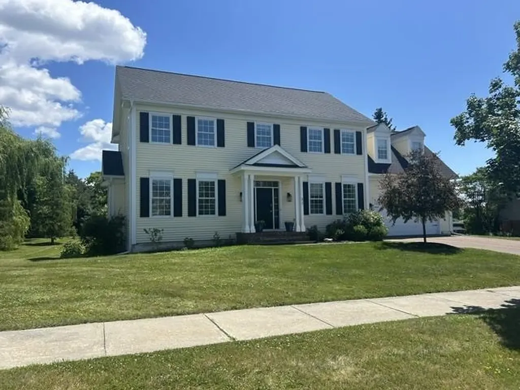 37 Tabor Place South Burlington VT 05403