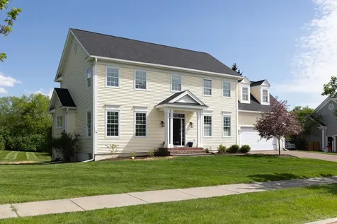 37 Tabor Place South Burlington VT 05403