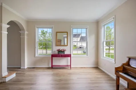 37 Tabor Place South Burlington VT 05403