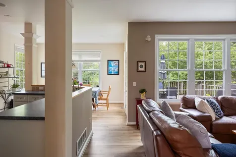 37 Tabor Place South Burlington VT 05403