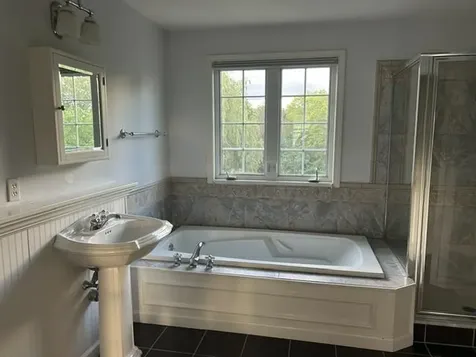 37 Tabor Place South Burlington VT 05403