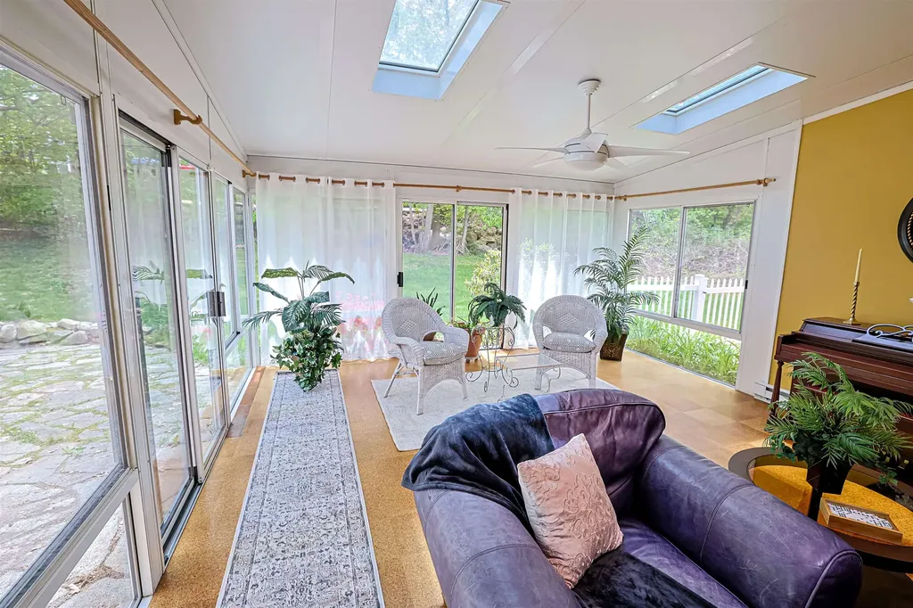 311 Paquette Avenue Manchester NH 03104