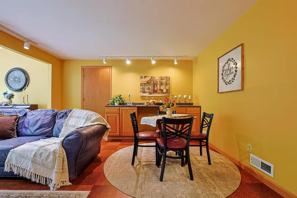 311 Paquette Avenue Manchester NH 03104