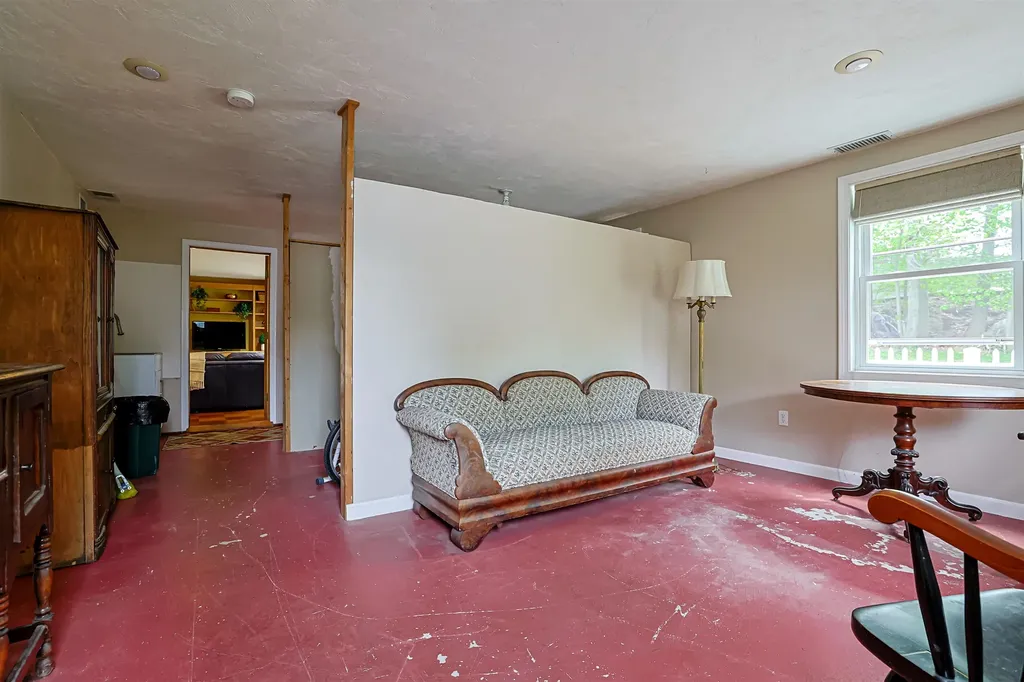 311 Paquette Avenue Manchester NH 03104