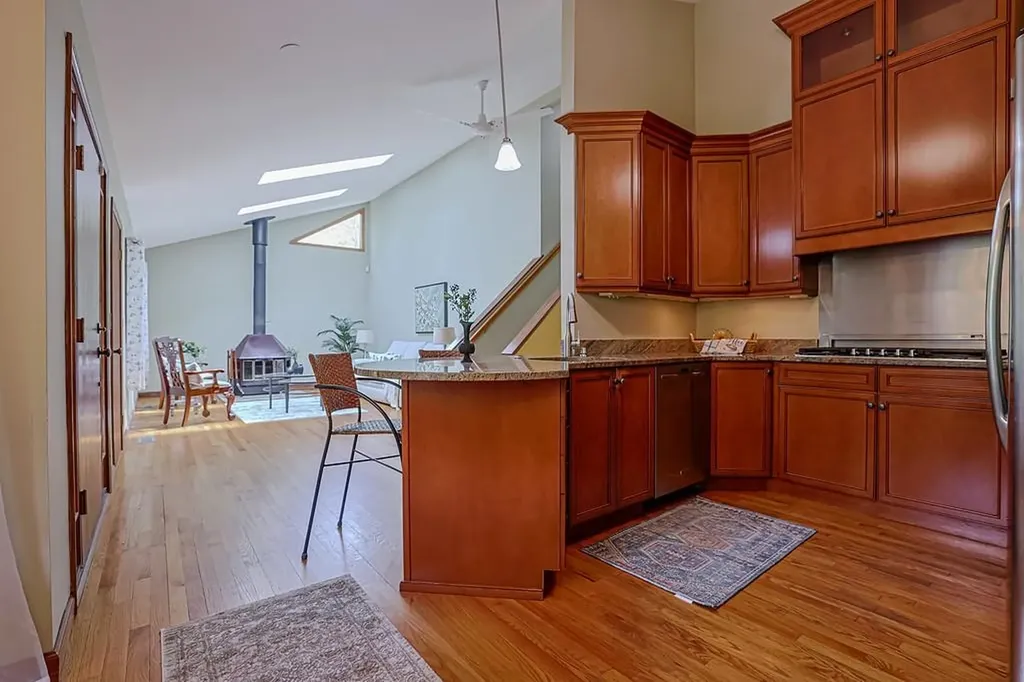 311 Paquette Avenue Manchester NH 03104