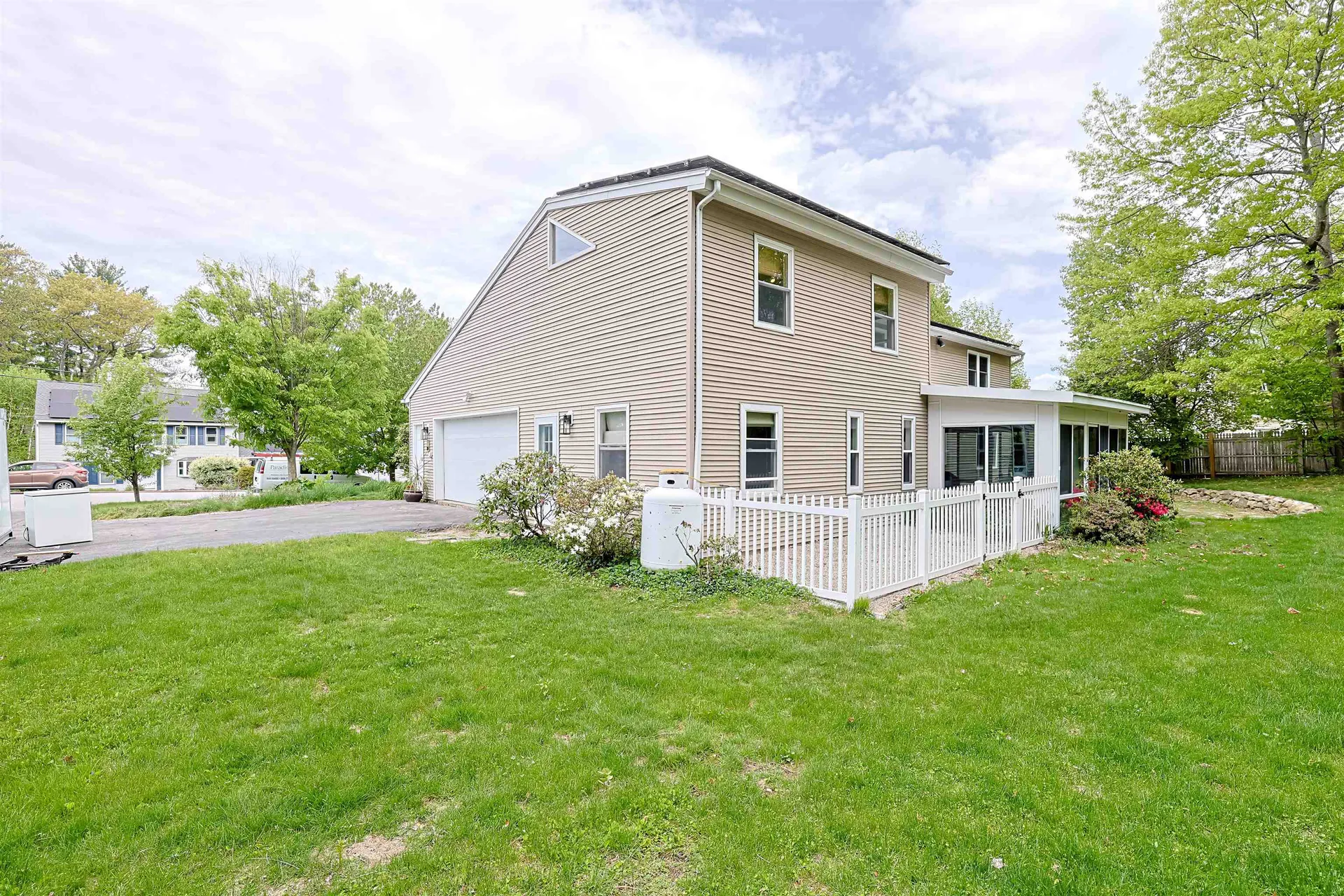 311 Paquette Avenue Manchester NH 03104